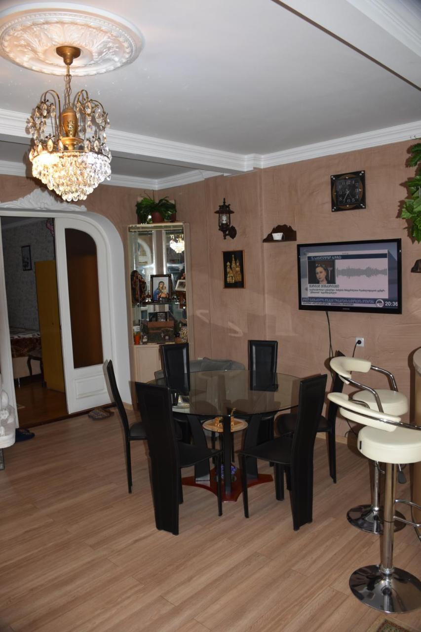 3 Room Flat In Тбилиси Экстерьер фото